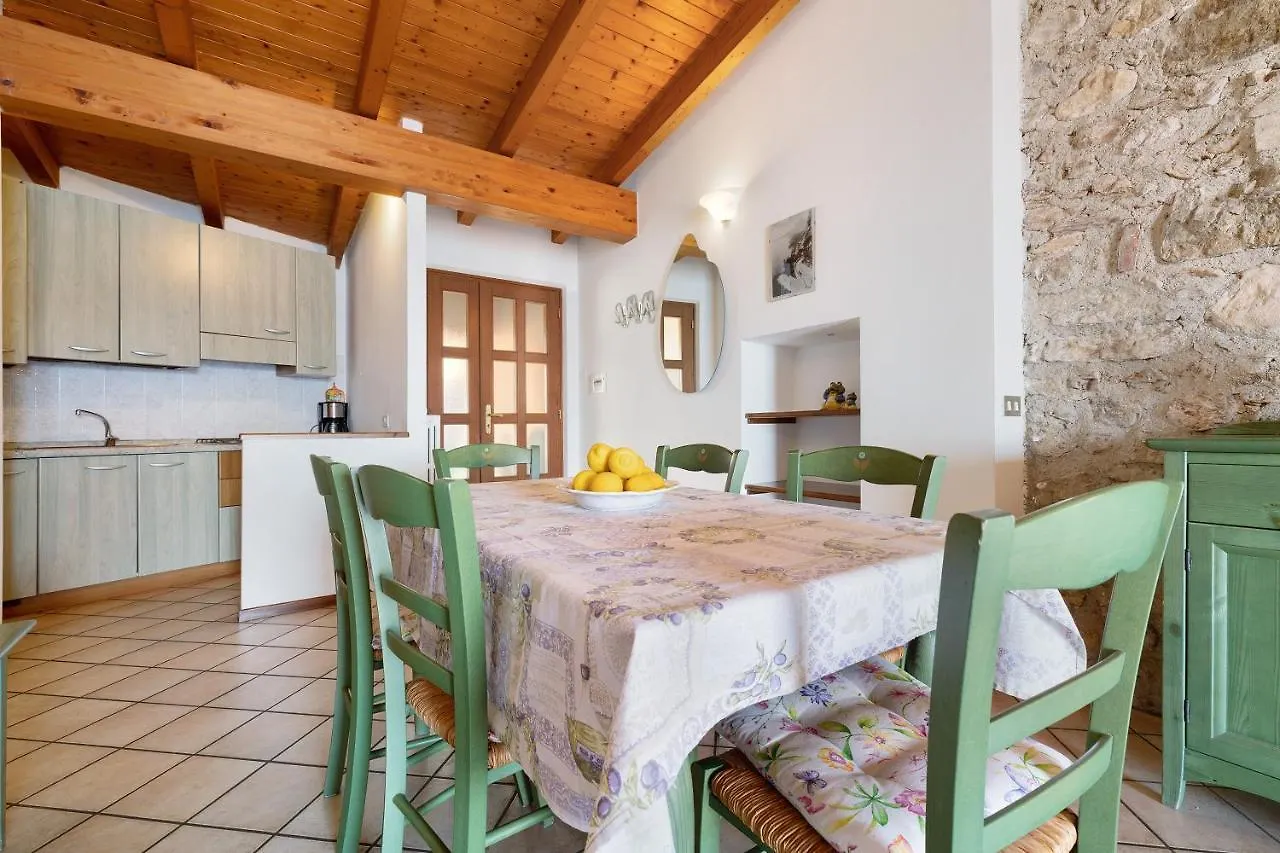 Rustico Spagnol 4 Tignale Daire
